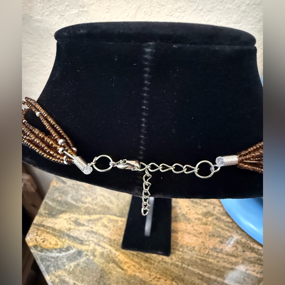 Hand made brown beaded necklace - Picture 3 of 3
